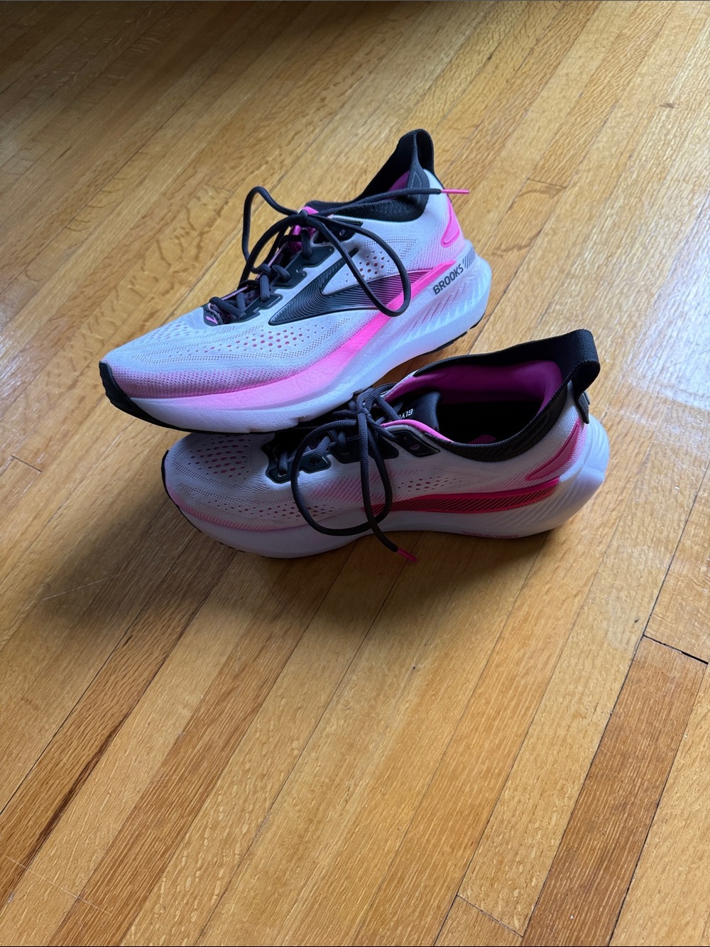 Brooks Women’s White & Pink Running Shoes